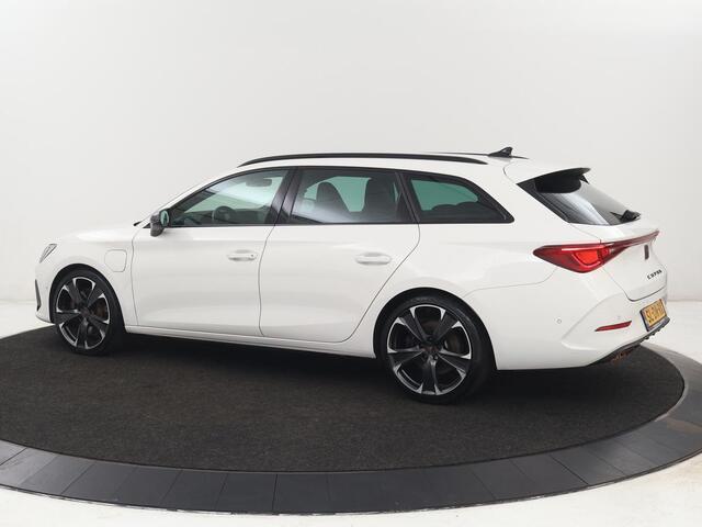 Cupra Leon 1.4 eHybrid VZ | SOH 90,7% | 245pk | Stoelverwarming | Adaptive cruise | Camera | Carplay | Navigatie | Sfeerverlichting | Full LED | Sportstoelen | Keyless | PHEV | Plug In