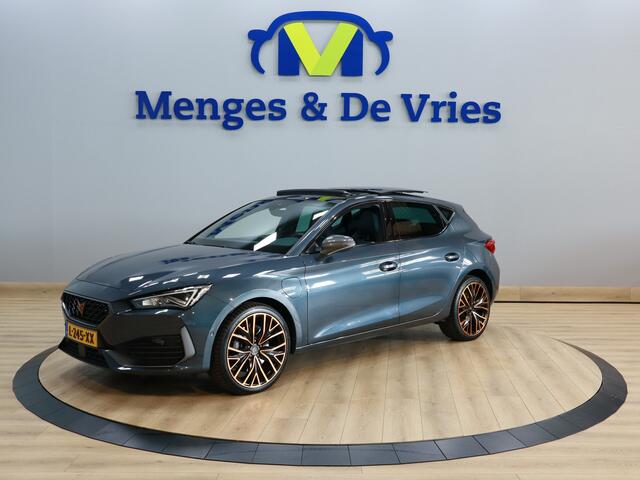 Cupra Leon 1.4 e-Hybrid VZ Copper Edition Airco ECC | Panorama | Memory | NAP | Stoel/Stuurwielverwarming | Sfeer | Apple Carplay
