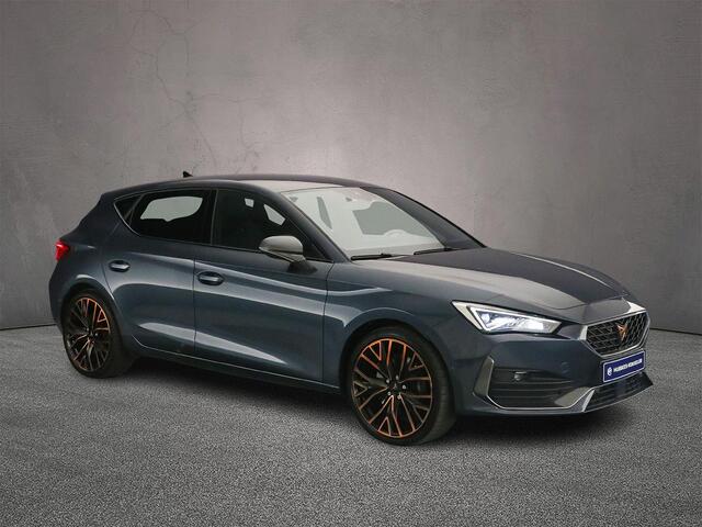 Cupra Leon VZ Business 1.4 TSI eHybrid 245pk DSG Automaat Adaptive cruise control, Achteruitrijcamera, Navigatie, LED koplampen, App connect, Stoelverwarming, Parkeersensoren