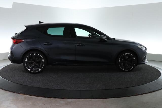 Cupra Leon 1.4 e-Hybrid VZ Adrenaline | STOEL-STUURVERW. |