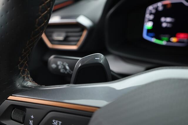 Cupra Leon Sportstourer 1.4 e-Hybrid VZ Copper Edition 245pk | Navi | Adapt. Cruise | Camera | Stoel-Stuurverw.