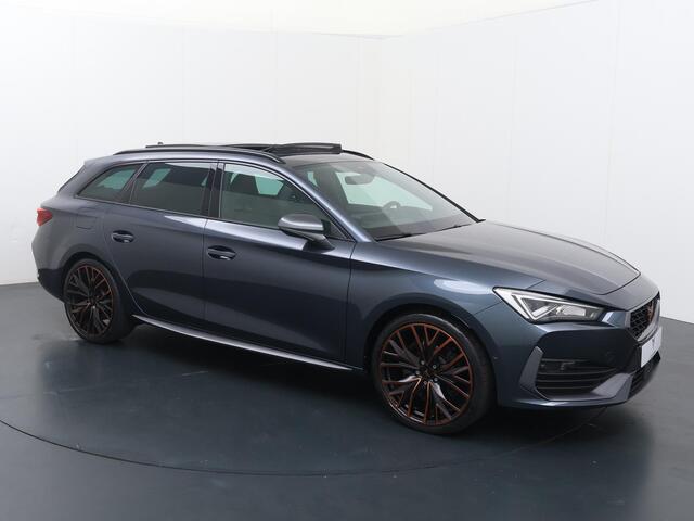 Cupra Leon Sportstourer CUPRA 1.4 e-Hybrid VZ Performance | 245 PK | SoH 91% | Panoramadak | Elek. achterklep | Adaptive cruise control |