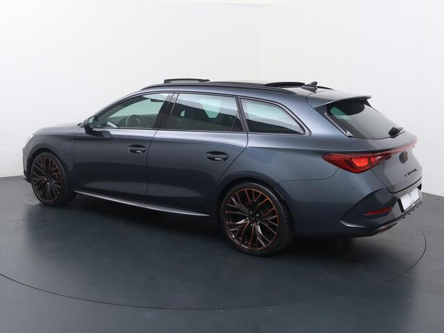 Cupra Leon Sportstourer CUPRA 1.4 e-Hybrid VZ Performance | 245 PK | SoH 91% | Panoramadak | Elek. achterklep | Adaptive cruise control |