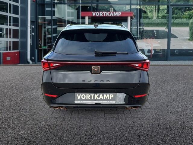 Cupra Leon Sportstourer 1.4 TSI E-HYBRID VZ PANO-DAK/STOELVER/SPORT-STUUR/CAMERA