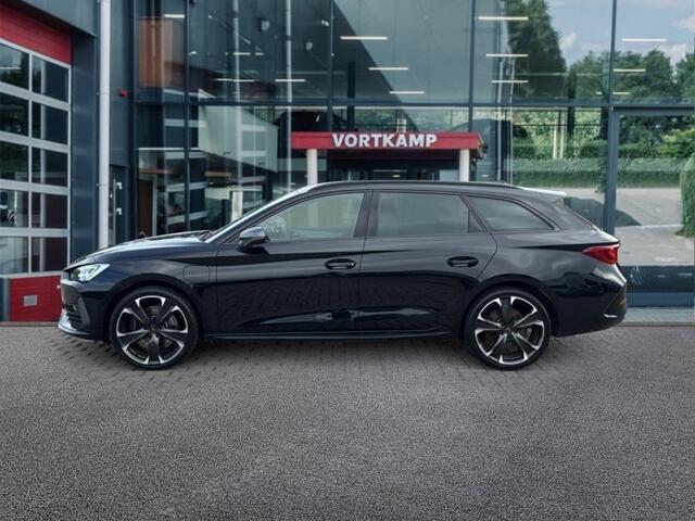 Cupra Leon Sportstourer 1.4 TSI E-HYBRID VZ PANO-DAK/STOELVER/SPORT-STUUR/CAMERA