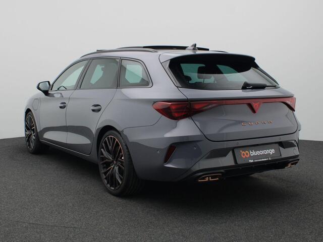 Cupra Leon Sportstourer 1.5 TSI e-Hybrid VZ Performance 272PK DSG Trekhaak, matrix led, schuif-kanteldak, achteruitrijcamera, stuur-stoelverwarming, adaptive cruise met travel assist, elek. verstelbare voorstoel, side assist, keyless, 19" lichtmetaal