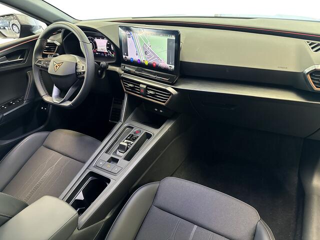 Cupra Leon Sportstourer 1.4 e-Hybrid 245pk DSG VZ Adrenaline | Elektrische achterklep | Travel Assist | Kuipstoelen verwarmd