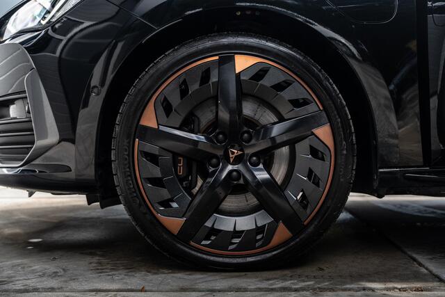 Cupra Leon Sportstourer 1.4 e-Hybrid VZ Performance | Pano | Memory | Leder