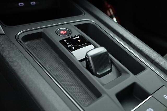 Cupra Leon Sportstourer 1.4 e-Hybrid 204pk | Navi | Adapt. Cruise | CarPlay | Keyless | Camera | Stoel-Stuurverw.