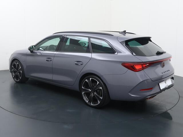 Cupra Leon Sportstourer 1.4 e-Hybrid VZ Business 245 PK | SoH 100% | Navigatie | Camera | Stoelverwarming | Adaptive Cruise Controle | Virtual Cockpit |