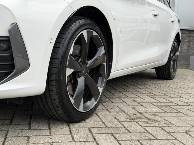 Cupra Leon Sportstourer 1.4 e-Hybrid VZ Adrenaline | Keyless | Sfeer | Camera | Navi | Stuur- stoelverwarming | DCC | ACC