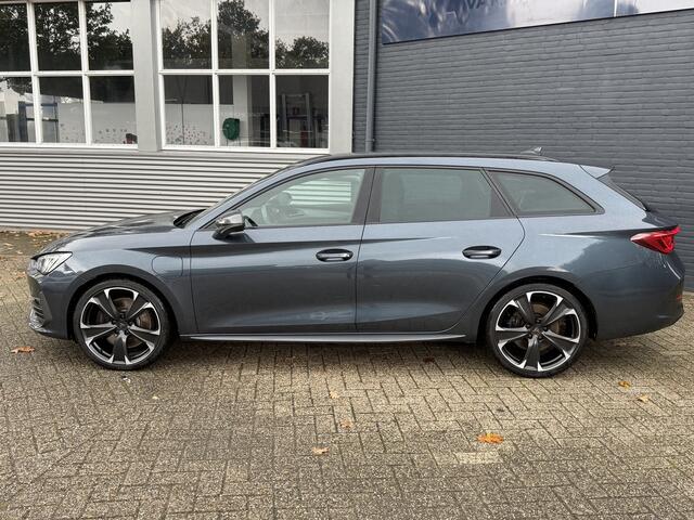 Cupra Leon Sportstourer 1.4 e-Hybrid VZ Copper Edition 245pk 1e eigen dealer onderhouden !!