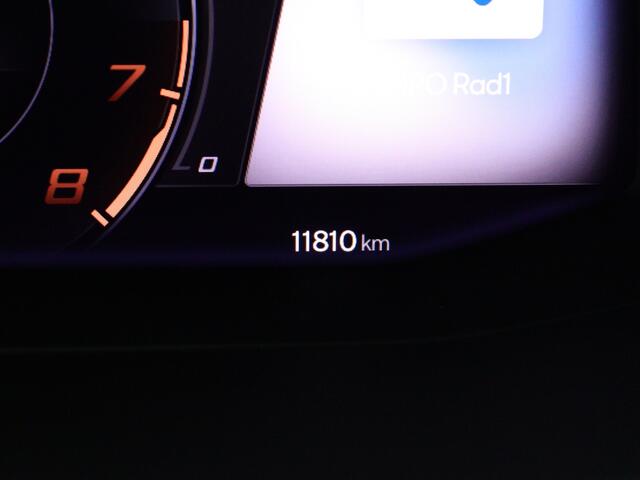 Cupra Leon Sportstourer 1.5 eTSI Bsn Ed. Pl. | Navigatie | Panoramadak |