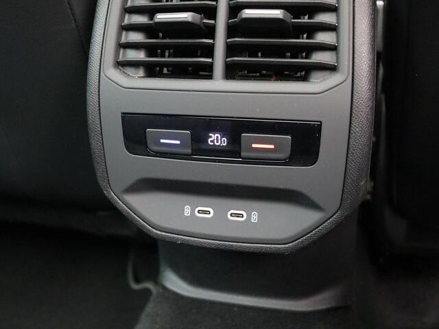 Cupra Leon Sportstourer 1.4 e-Hybrid VZ Copper Edition | Elektrische stoelen | Memory seats | Schuif- kanteldak | Lederen bekleding |