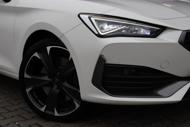 Cupra Leon Sportstourer 1.4 e-Hybrid VZ Business | ACC | 19 Inch | Sfeerverlichting |