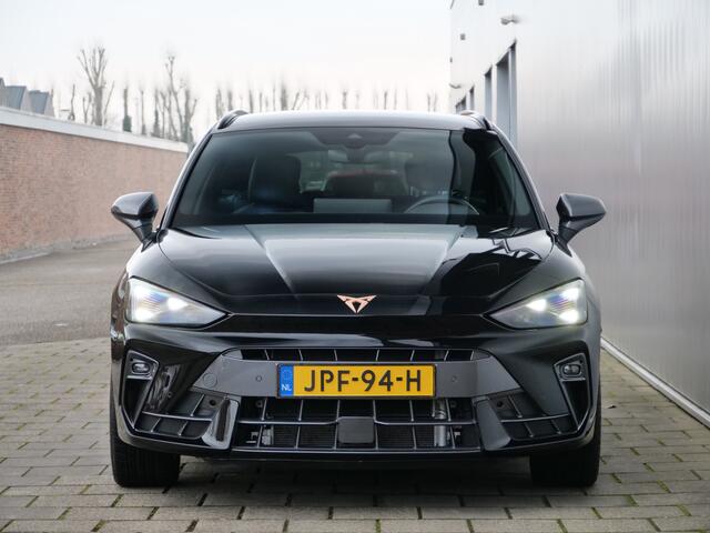 Cupra Leon Sportstourer 1.5 TSI e-Hybrid Business 204 Pk DSG-6 Automaat Navigatie / Camera / DAB / Apple Carplay / Stoelverwarming