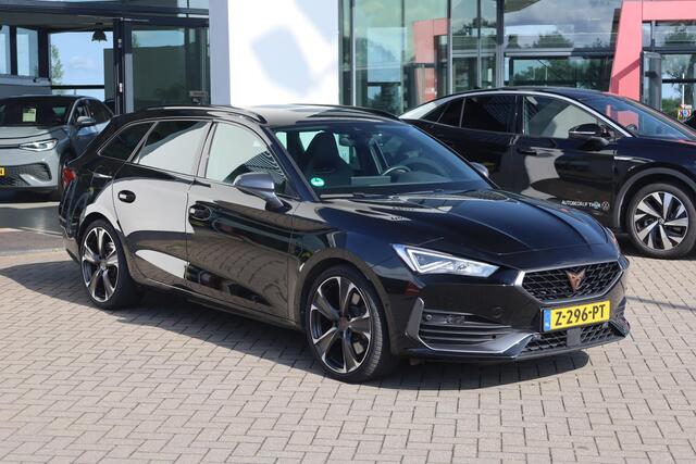 Cupra Leon Sportstourer 1.4 e-Hybrid VZ Business 245PK / 180kW, 19" LMV, achteruitrijcamera, park assist, klasse III alarm, draadloos laden, keyless advanced entry en go, 12 volt stekker kofferbak LED verlichting, vision plus driving profile Cupra virtual cockpit navigatie ambie