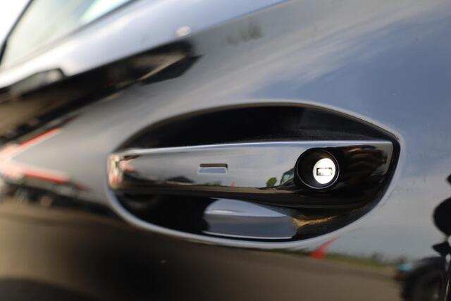 Cupra Leon Sportstourer 1.4 e-Hybrid VZ Business 245PK / 180kW, 19" LMV, achteruitrijcamera, park assist, klasse III alarm, draadloos laden, keyless advanced entry en go, 12 volt stekker kofferbak LED verlichting, vision plus driving profile Cupra virtual cockpit navigatie ambie