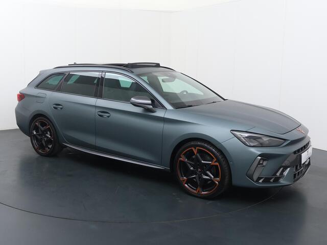 Cupra Leon Sportstourer 1.5 TSI e-Hybrid VZ Performance | 272 PK | SoH 94% | Panoramadak | Matrix LED koplampen | Adaptive cruise control | Apple Carplay/Android Auto |