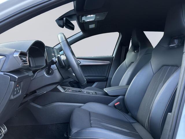 Cupra Leon Sportstourer 1.4 e-Hybrid VZ Performance /Apple & Android carplay/Stoel & stuurverwarming/Parksensoren/Cruise adaptief/Climate/Lane assist/ (MET GARANTIE*)