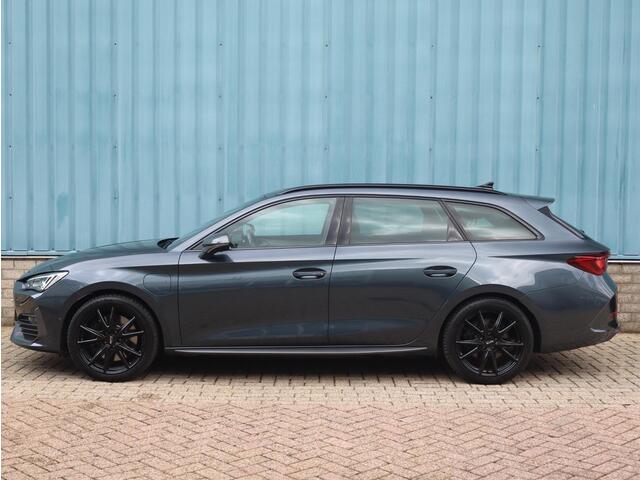 Cupra Leon Sportstourer VZ Adrenaline 1.4 e-Hybrid PHEV 245pk | NAVI | CUPRA KNOP | CAMERA | STOEL + STUUR VERW. | LED |