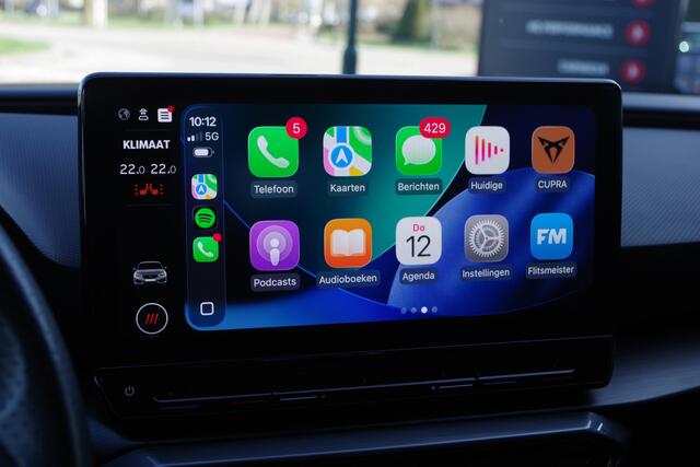 Cupra Leon Sportstourer 1.4 e-Hybrid 204 PK BNS, Kuipstoelen, Winterpakket, Memory, Camera, Carplay