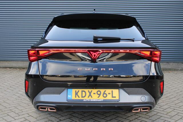 Cupra Leon Sportstourer 1.5 TSI e-Hybrid Essential PHEV Stuur/stoelverwarming Carplay Camera Full-LED Adap-Cruise