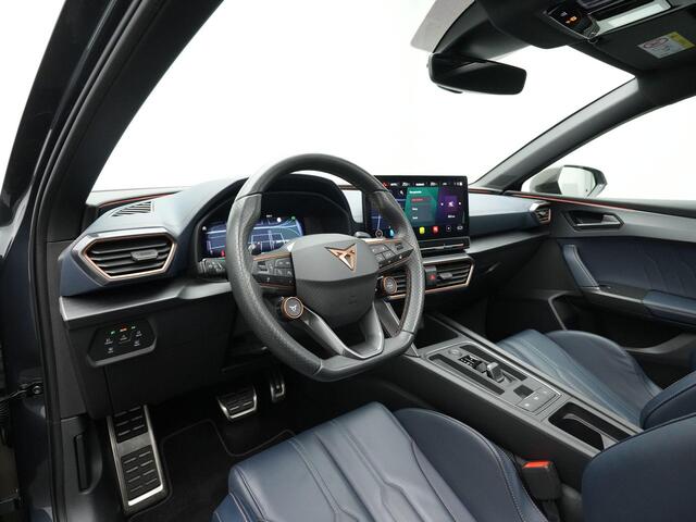 Cupra Leon Sportstourer 1.4 e-Hybrid 245 pk VZ | Panoramadak | Lederen Sabelt kuipstoelen | Adaptief sportonderstel | Achteruitrijcamera | Stuur-/stoelverwarming