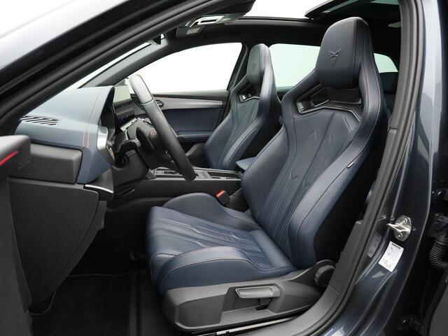 Cupra Leon Sportstourer 1.4 e-Hybrid 245 pk VZ | Panoramadak | Lederen Sabelt kuipstoelen | Adaptief sportonderstel | Achteruitrijcamera | Stuur-/stoelverwarming