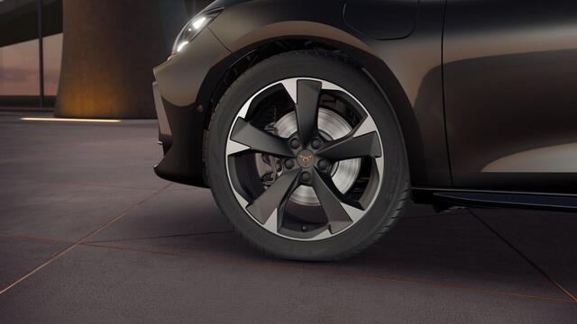 Cupra Leon Sportstourer 1.5 TSI e-Hybrid 204 6DSG Business | Achteruitrijcamera | Digitaal instrumentenpaneel (Virtual Cockpit) | Draadloze Apple CarPlay(TM), Android Auto(TM)