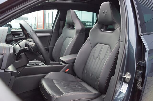 Cupra Leon Sportstourer 1.4 eHybrid DSG 245pk / Panodak / Leer / Elektr. stoel / LED / Camera
