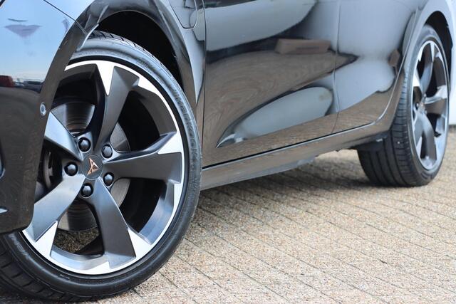 Cupra Leon Sportstourer 1.4 eHybrid 204pk DSG6 | Stoel- en Stuurverwarming | Camera | Keyless