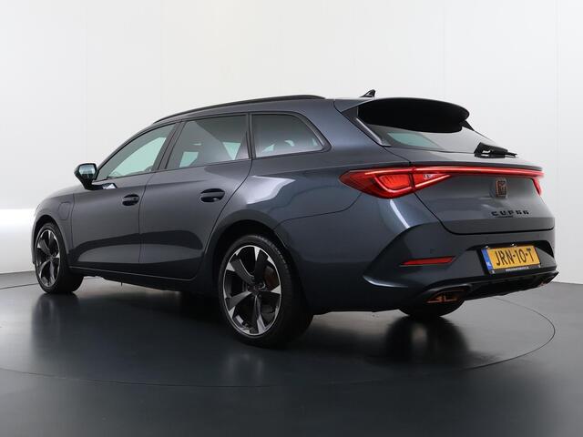 Cupra Leon Sportstourer 1.4 eTSI PHEV FR 33.000 KM | PHEV PLUG-IN HYBRIDE | PERFORMANCE STOELEN | STOEL- & STUURWIELVERWARMING | ELEKTRISCHE ACHTERKLEP | COMPLEET ONDERHOUDEN | UNIEKE KM-STAND | DIRECT RIJKLAAR & LEVERBAAR | INCL. 12 MND BOVAG GARANTIE