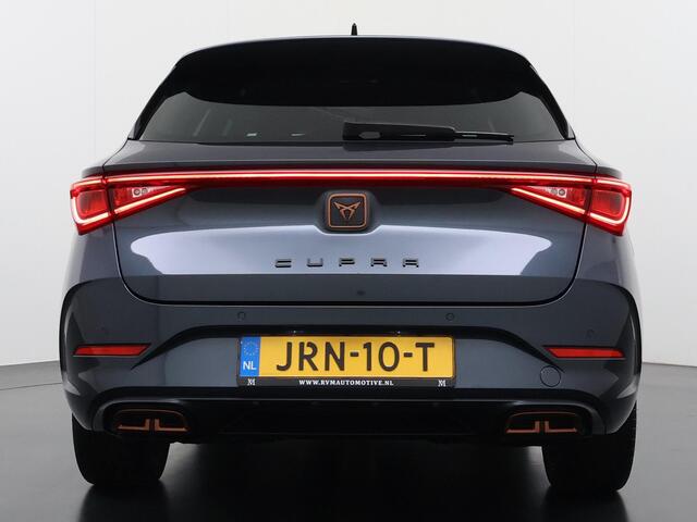 Cupra Leon Sportstourer 1.4 eTSI PHEV FR 33.000 KM | PHEV PLUG-IN HYBRIDE | PERFORMANCE STOELEN | STOEL- & STUURWIELVERWARMING | ELEKTRISCHE ACHTERKLEP | COMPLEET ONDERHOUDEN | UNIEKE KM-STAND | DIRECT RIJKLAAR & LEVERBAAR | INCL. 12 MND BOVAG GARANTIE