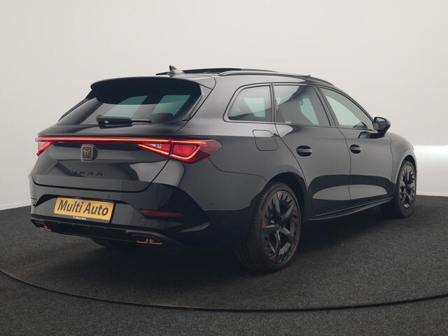 Cupra Leon Sportstourer 1.4 e-Hybrid VZ Copper Edition PHEV 245pk Dealer O.H. | Panodak | Adaptive Cruise | Camera | Lederen Sportstoelen Memory & Verwarmd | Sfeerverlichting | Stuur Verwarmd | Apple Carplay | Keyless | Blis | Navigatie | DAB | Plug In Hybrid |