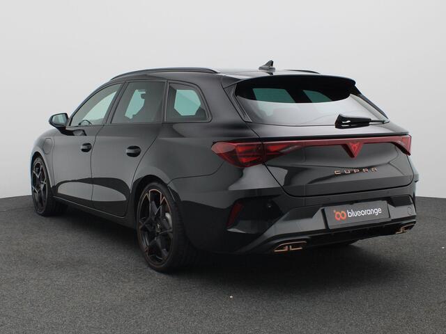 Cupra Leon Sportstourer 1.5 TSI e-Hybrid VZ Extreme 272PK DSG SOH 100%, Sennheiser Audio, Matrix LED-verlichting, Memorystoel, Elektr. Achterklep, 19" LM Velgen, Achteruitrijcamera, Keyless, Alarm