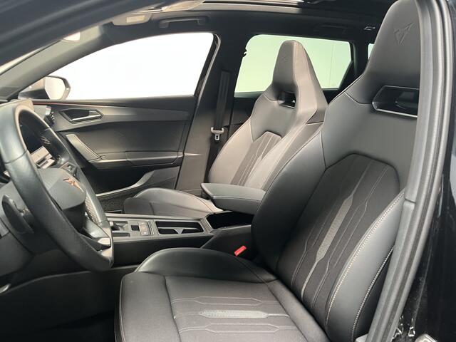 Cupra Leon Sportstourer 1.4 e-Hybrid Performance / AUTOMAAT/ PANO/ CAMERA/ PARK. SENSOREN/ DODE HOEK/ KEYLESS/ FULL LINK/ STOEL-STUURVERWARM./ ADAPT. CRUISE/ PARK. ASSIST/ LED/ NAVI/ CLIMA/ DAB