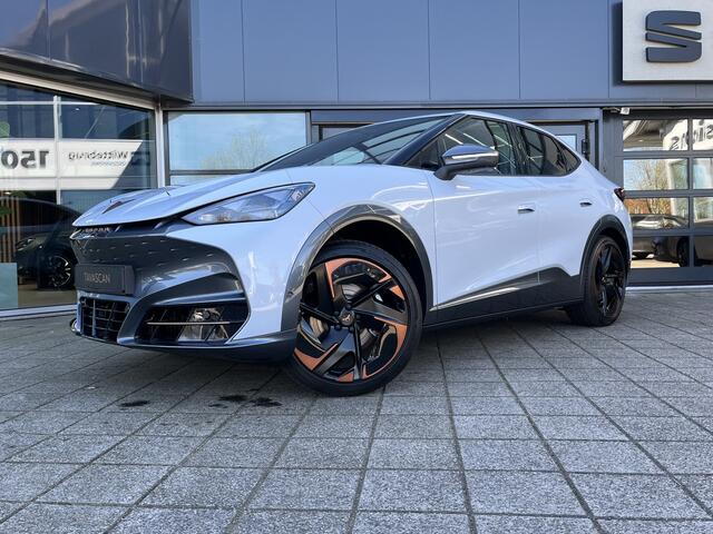 Cupra Tavascan Adrenaline 82 kWh Digitaal instrumentenpaneel (Virtual Cockpit) | Head-up Display met 'Augmented Reality' | Multifunctioneel verwarmbaar stuurwiel met start- & CUPRA-knop