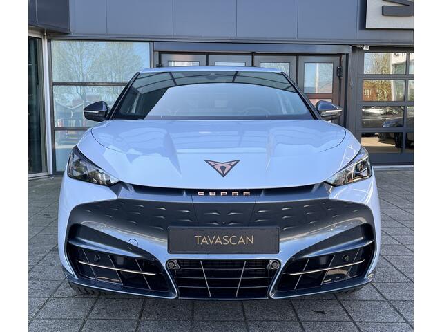 Cupra Tavascan Adrenaline 82 kWh Digitaal instrumentenpaneel (Virtual Cockpit) | Head-up Display met 'Augmented Reality' | Multifunctioneel verwarmbaar stuurwiel met start- & CUPRA-knop