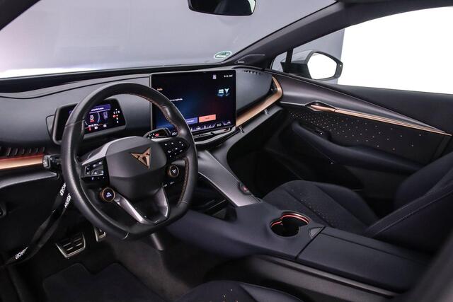 Cupra Tavascan Adrenaline 286pk Automaat Adaptive cruise control, 360 camera, Navigatie, Sennheiser audio, Achteruitrijcamera, LED koplampen, Elektrische achterklep