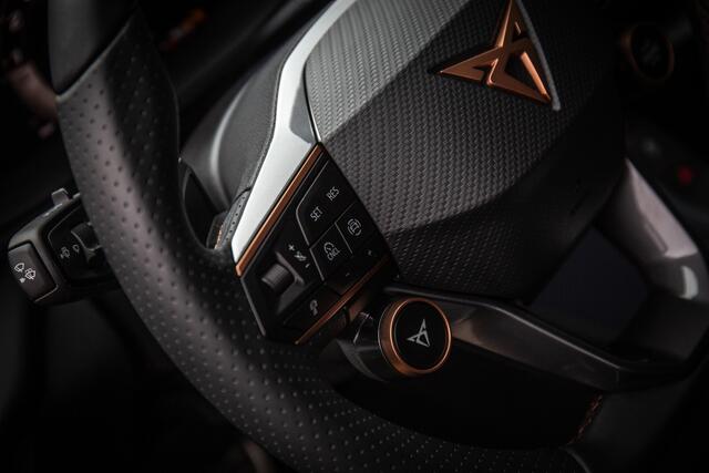 Cupra Terramar 1.5 eTSI Business , Adap. cruise, Carplay, Stuur/stoelverwarming,