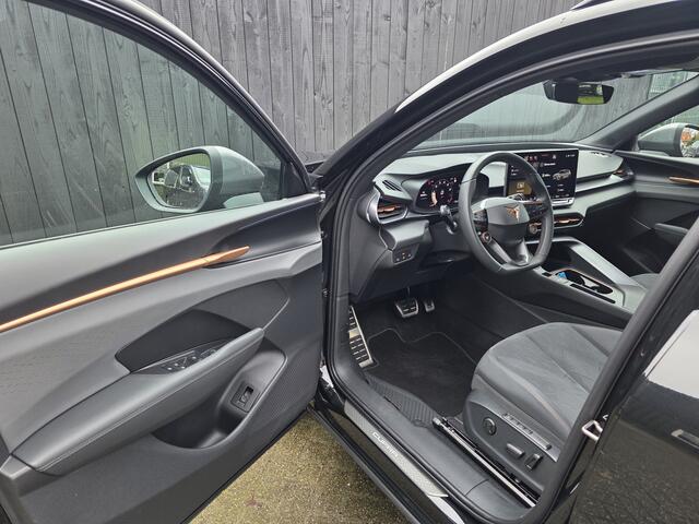 Cupra Terramar 1.5 TSI e-Hybrid Business