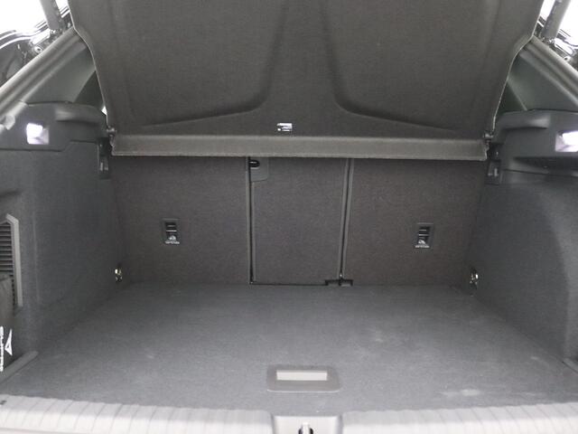 Cupra Terramar 1.5 TSI e-Hybrid VZ Performance 272PK Pano-Schuifdak, Trekhaak, 20" LM Velgen, Matrix-LED Verlichting, Head-Up Display, 360gr. Camera, Sennheiser Audio, Keyless, Side Assist