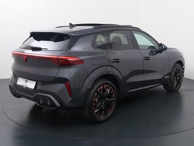 Cupra Terramar 1.5 TSI e-Hybrid VZ Performance | 272 PK | SoH 100% | Panoramadak | Matrix LED verlichting | Sennheiser audio | Akebono remmen | Head-up display | 20" Velgen |