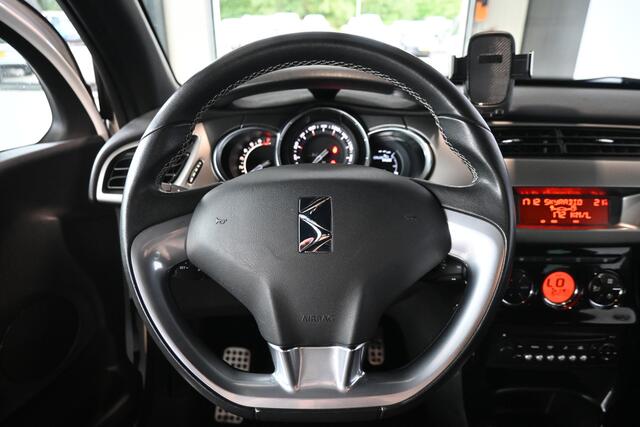 DS DS 3 1.2 PureTech So Chic Clima Cruise Control Goed Onderhouden! Inruil Mogelijk!