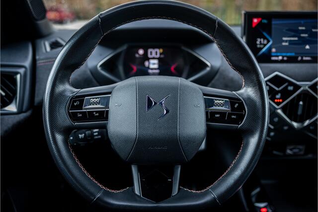 DS DS 3 CROSSBACK E-Tense Performance Line 50 kWh Camera Carplay Stoelverwarming