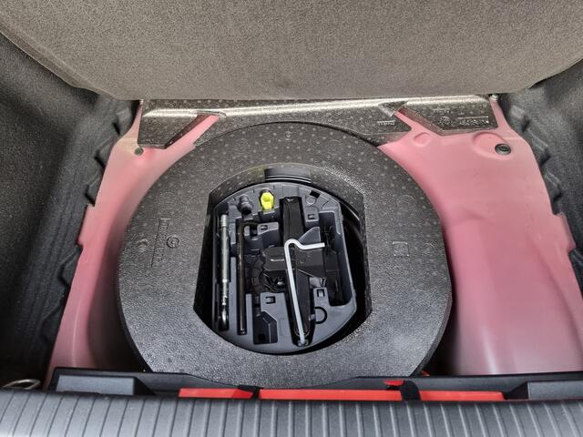 DS DS 3 CROSSBACK 1.2i Performance | Ad.cruise | Super uitvoering | Distr.nieuw | Smetteloze staat!