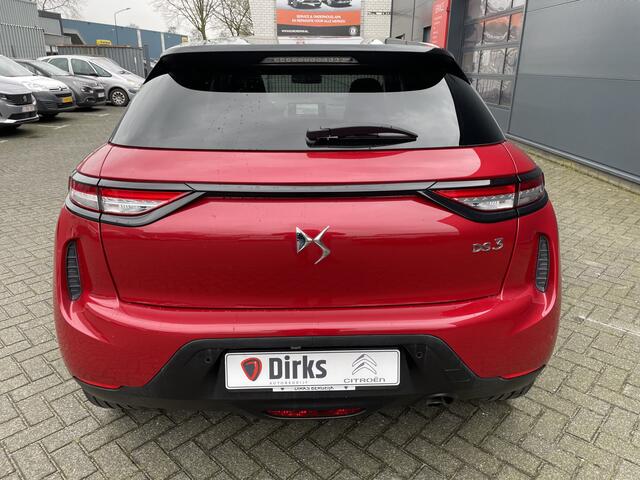 DS DS 3 CROSSBACK 100pk Performance Line (Stoelverwarming - Camera - Automatische Airco - Head up - Navigatie - Apple Carplay - Keyless Start)