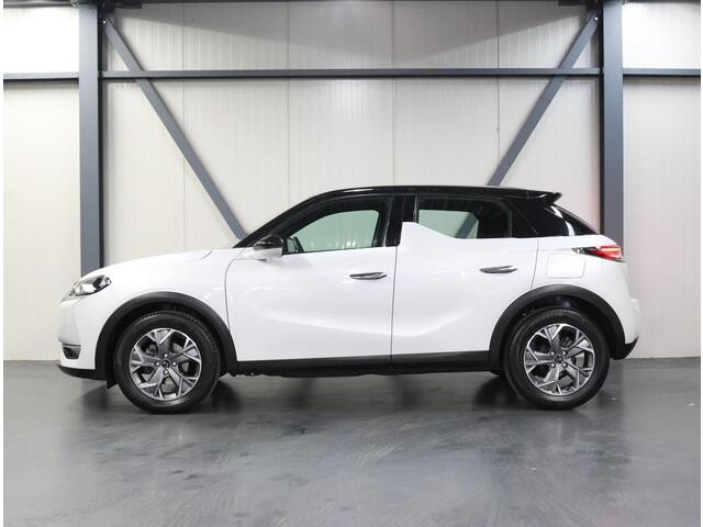 DS DS 3 CROSSBACK 1.2 100PK Business | AppleCarPlay/AndroidAuto | Armsteun | Bluetooth | LED | Navigatie | Climate Control | Cruise Control | Keyless | DAB Radio | Privacy Glass | Parkeersensoren | Isofix |