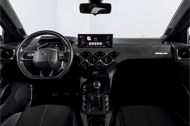 DS DS 3 CROSSBACK 1.2 PureTech 100 PK Performance Line | Dig. Cockpit | Cruise | PDC | Camera | NAV+App. Connect | ECC | LM 17" |